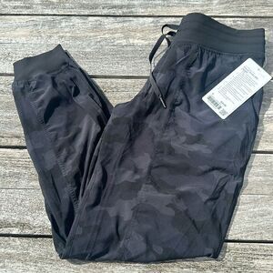 Lululemon Dance Studio Mid-Rise Jogger size 8 Heritage Camo Deep Co… EUC
